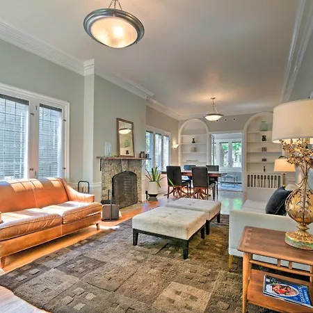 Classic Oak Park Home, 11 Mi To Downtown Chicago!